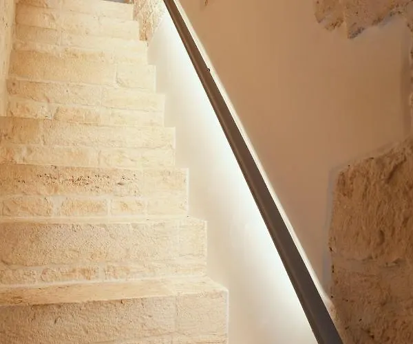 Continuum 28 بيت للعطل *